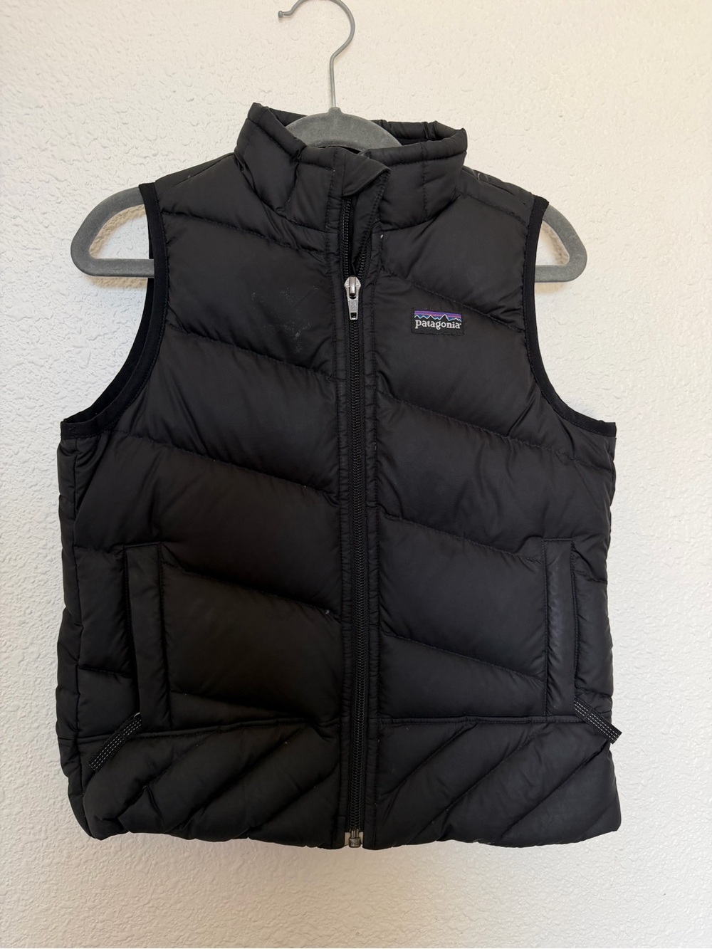 Patagonia Kids Black Quilted Down Vest
